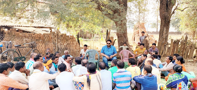 Photo of भू-अधिग्रहण पीड़ित किसान आंदोलन की राह पर,दिग्गज किसान नेता डॉ राजाराम से मार्गदर्शन अपील