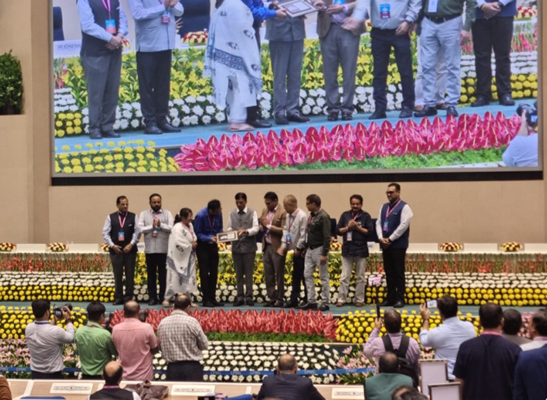 Photo of उत्तराखंड को आयुष्मान उत्कृष्ठ अवार्ड-2023 के दो पुरस्कारों से नवाजा गया