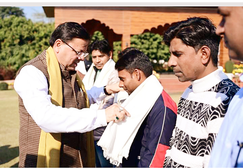 Photo of सिलक्यारा टनल ऑपरेशन में अहम भूमिका निभाने वाले रैट माइनर्स को सीएम ने किया सम्मानित