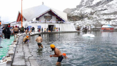 Photo of साहिब के खुले कपाट, श्रद्धालुओं ने किए दर्शन