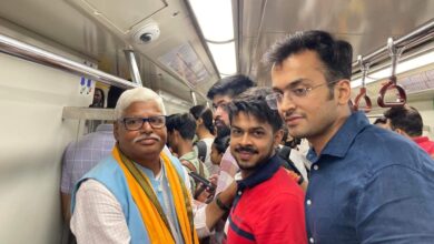 Photo of उत्तम नगर में मीटिंग के लिए मेट्रो से पहुँचे इंडिया गठबंधन के प्रत्याशी महाबल मिश्रा