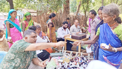 Photo of दूरस्थ वनांचल बैगा गांव में लगा स्वास्थ्य शिविर