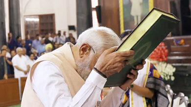 Photo of गठबंधन के धर्म को निभाने की अग्नि परीक्षा में क्या प्रधानमंत्री नरेन्द्र मोदी कुंदन बन कर निखरेंगे?