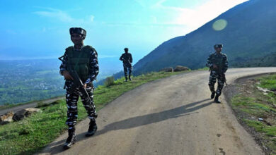 Photo of जम्मू-कश्मीर में अचानक फिर उठा आतंक के खिलाफ अब निर्णायक फैसले का वक्त