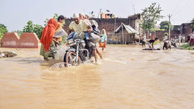 Photo of 25 दिनों में योगी सरकार ने 9 लाख से अधिक आपदा पीड़ितों को दी “राहत”