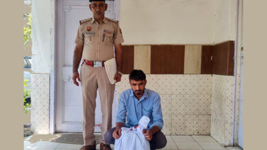 Photo of नशा तस्कर को 5.518 किलोग्राम गांजे सहित गिरफ्तार किया