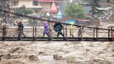 Photo of उत्तराखंड : मौसम विभाग ने अगले पांच दिनों के लिए उत्तराखंड में भारी बारिश का येला अलर्ट जारी किया