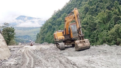 Photo of सिक्किम : बाढ़ से तबाह NH-10, हर रोज 100 करोड़ का नुकसान