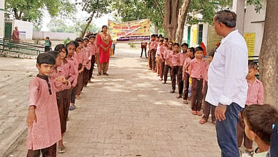 Photo of यूपी के बच्चों में शिक्षा चौपाल का आयोजन कर बताया जा रहा शिक्षा का महत्व