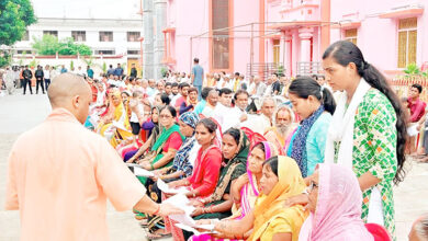 Photo of मेरे रहते ना करें चिंता, सबकी समस्या का कराएंगे समाधान: सीएम योगी