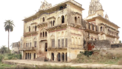 Photo of फ़तेहपुर ज़िले में गिरधर गोपाल मंदिर की स्थापना मीरा जी ने की थी