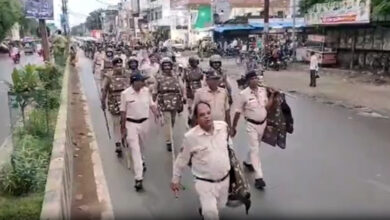 Photo of मुरैना पुलिस प्रशासन ने निकाला फ्लैग मार्च