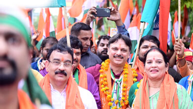 Photo of हर घर तिरंगा अभियान : राजेश्वर सिंह ने आयोजित की भव्य तिरंगा यात्रा, उपलब्ध कराये 10,000 राष्ट्रीय ध्वज