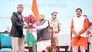 Photo of राज्यपाल ने मुख्य सूचना आयुक्त एवं सूचना आयुक्तों को शपथ दिलाई