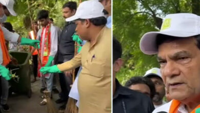 Photo of उत्तर प्रदेश के मंत्री एके शर्मा ने स्वच्छता अभियान में शामिल होकर साफ सफाई की