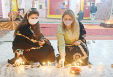 Photo of प्रकाश पर्व उनका भी : कैसे दिवाली मनाते मुसलमान, ईसाई, यहूदी