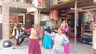 Photo of नुक्कड़-नाटक के माध्यम से कलाकारों ने आपदा से बचाव का दिया संदेश