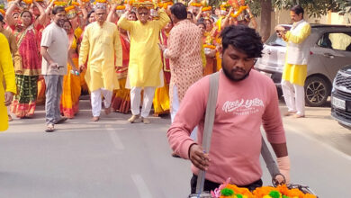 Photo of पूज्य संत कामदगिरि पीठाधीश्वर जगतगुरु स्वामी रामस्वरूपाचार्य जी महाराज की वसुंधरा में रामकथा शुरू