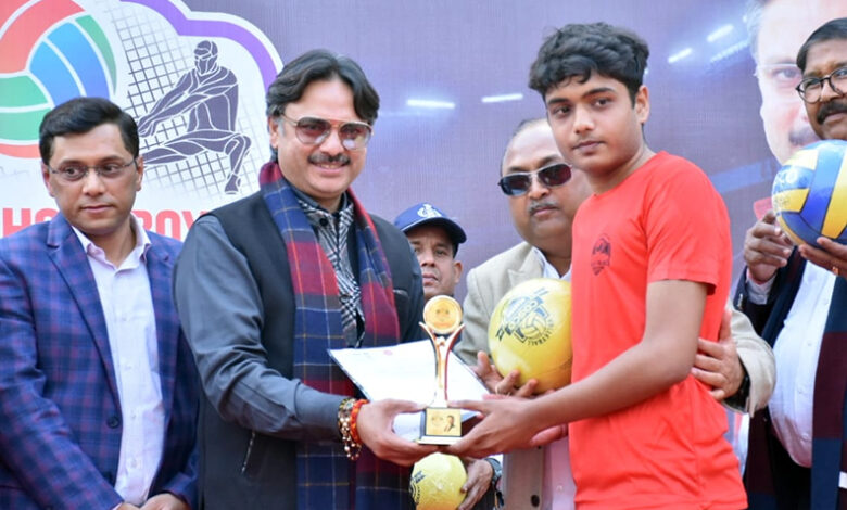 Sarojininagar Sports League: 6th phase of cricket championship inaugurated with great pomp