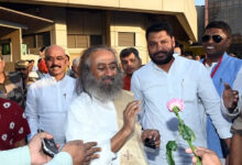 Photo of बाबाओं के प्रवचन या चुनावी प्रचार क्या है असल मकसद?