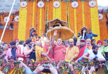Photo of भगवान बदरीविशाल के कपाट खुले, शंकराचार्य अविमुक्तेश्वरानंदः सरस्वती जी महाराज रहे उपस्थित