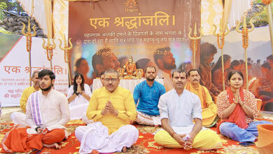 Photo of 50000 से अधिक लोगों ने पहलगाम आतंकी हमले के पीड़ितों को दी श्रद्धांजली, भगवा के साथ