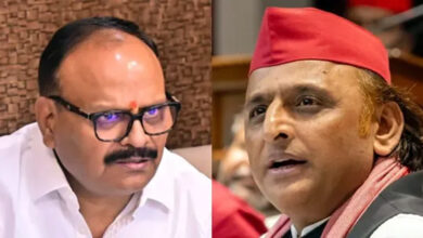 Photo of यूपी की राजनीति में गिरती भाषा और बढ़ती ट्रोलनीति