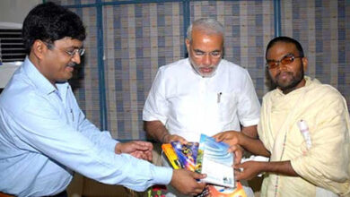 Photo of गणि राजेन्द्र विजयः दांडी पकडे़ गुजरात के उभरते हुए ‘गांधी’