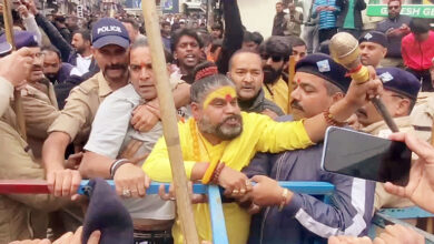 Photo of इन्हें अपराध से नहीं बल्कि अपराधी के धर्म से नफ़रत है