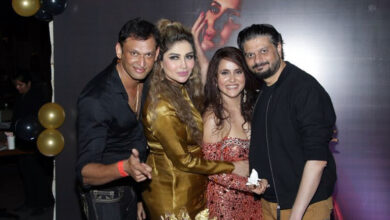 Photo of अभिनेत्री श्वेता खंडूरी का ब्लैक ड्रेस गोल्डन ड्रीम्स बर्थडे सेलिब्रेशन