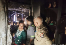 Photo of अपार्टमेंट में लगी आग को बुझा कर अग्निशमन विभाग के जांबाजों ने टाला बड़ा हादसा