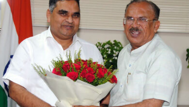 Photo of विदेश यात्रा और विवाह की 50वी वर्षगांठ पर देवनानी का अभिनंदन