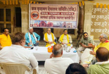 Photo of वृंदावन विवाद : गोस्वामियों ने मंदिर अधिग्रहण की कोशिशों को बताया परंपराओं पर हमला
