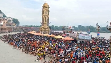 Photo of कांवड़ मेले में लगभग 4 करोड़ 50 लाख शिवभक्त हरिद्वार पहुंच कर गंगाजल लेकर रवाना हुए
