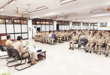 Photo of सिटीजन सर्विसेज की समीक्षा करते हुए निमिष पाटील, पुलिस उपायुक्त ट्रांस हिंडन ने शिकायती पुलिसकर्मियों के विरुद्ध की कार्यवाही
