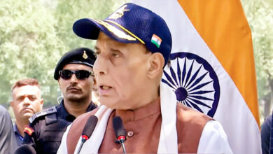 Photo of आतंकवाद के ख़िलाफ़ हर हद और सरहद पार करने की हिम्मत : रक्षा मंत्री राज नाथ सिंह