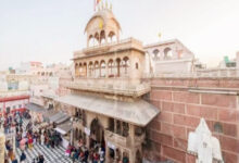 Photo of वृंदावन की आत्मा बुलडोजर के निशाने पर: वृंदावन धाम को टूरिस्ट स्पॉट क्यों बनाया जा रहा है?