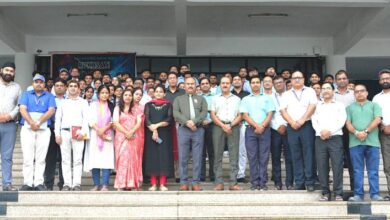 Photo of तकनीकी युग में ज्ञान के संग-संग व्यावहारिक दक्षता भी ज़रूरीः प्रो. द्विवेदी