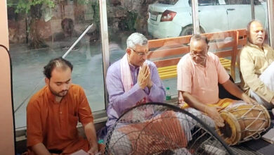 Photo of समाज के बड़े लोगों को जामवंत की तरह बन कर नई पीढ़ी की अन्तस् चेतना को जगाना चाहिए : अरविंद भाई ओझा