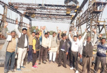Photo of गन्ना किसानों से सौतेला बर्ताव
