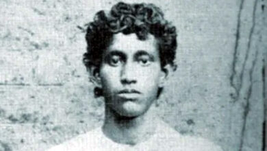 Photo of एक बार विदाई दो मां/अनूदित कविता