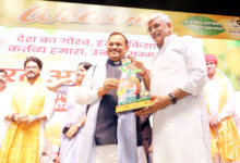 Photo of दिल्ली में लगा रसीले और मीठे आमों का अद्भुत मेला