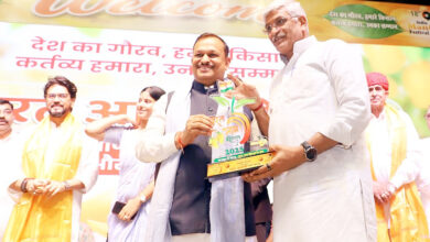 Photo of दिल्ली में लगा रसीले और मीठे आमों का अद्भुत मेला