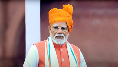 Photo of प्रधानमंत्री नरेंद्र मोदी ने भारत की मजबूती के लिए श्रीकृष्ण और गांधी से प्रेरणा की जरूरत जताई