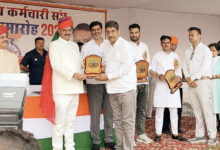 Photo of उप मुख्यमंत्री डॉ प्रेम चन्द बैरवा ने डॉ पीयूष त्रिवेदी को प्रशस्ति पत्र देकर सम्मानित किया