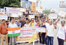 Photo of 15 अगस्त: स्वदेशी अपनाएँ, विदेशी वस्तुओं का बहिष्कार करें