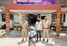 Photo of गाजियाबाद के थाना इन्दिरापुरम पुलिस के द्वारा 1 वाहन चोर गिरफ्तार