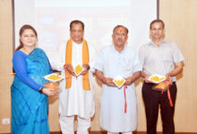 Photo of राजस्थान विधानसभा अध्यक्ष देवनानी ने राजस्थान सरस डेयरी की केसर काजू कतली का किया लोकार्पण