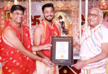 Photo of टीएमयू में पुष्पदंत भगवान के जन्मकल्याणक महोत्सव पर लाडू समर्पित