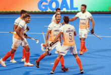 Photo of अभिषेक व सुखजीत की कलाकारी से चीन की मजबूत दीवार तोड़ 7-0 से जीत भारत शीर्ष पर रह फाइनल में